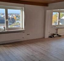 helle 4-Zimmer Wohnung - 1.200,00 EUR Kaltmiete, in Nattheim (PLZ: 89564)