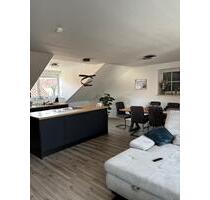 Schöne, helle DG Wohnung in Schwandorf- Dachelhofen zu vermieten