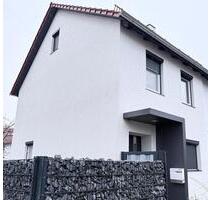 Reiheneckhaus mieten mit Garten, Garage und 2 Stellplätzen - Reutlingen Sondelfingen