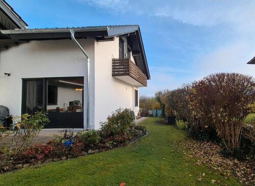 Foto - Modernisierte Doppelhaushälfte in PA Heining