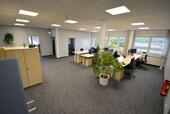 Foto - Bürofläche 325 m² - mit kompletter Büroausstattung in RV-Oberzell