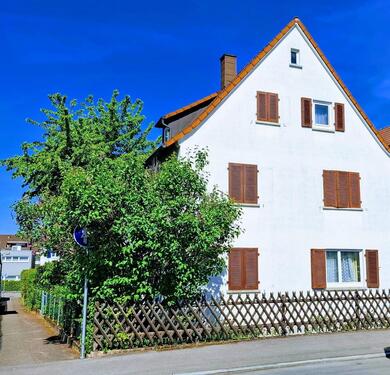 Foto - 3 Familienhaus im Wohngebiet Sand, Top Lage! sanierungsbedürftig