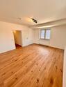 Foto - Helle 2 ZKB Wohnung, Erstbezug nach Renovierung, Stellplatz