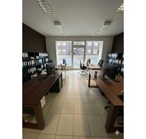 Büro & Ladenfläche - 850,00 EUR Kaltmiete, in Köln (PLZ: 51103) Kalk