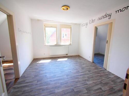 Foto - 2.5 Zimmer Dachgeschoßwohnung zur Miete in Stuttgart