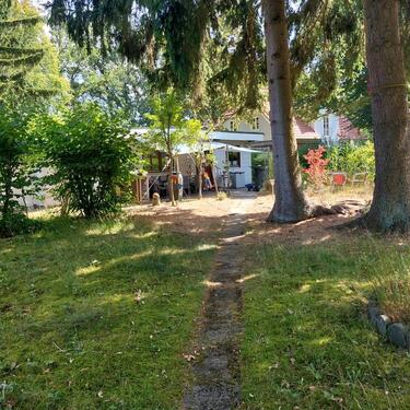Foto - Grundstückaltes Haus, Segeberg, Ihlsee 2. Reihe , zu verkaufen