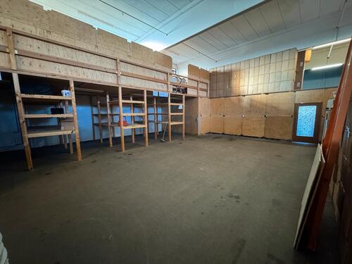 Foto - Lagerhalle ca. 100m2 zu vermieten Lager Lagerraum Halle