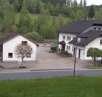 Wohnhaus und Lager- Werkstatthalle - Bad Berleburg