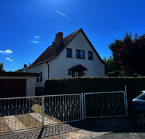 Einfamilienhaus in Erfurt Süd mit großem Grundstück