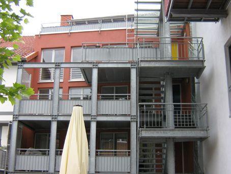 Foto - Großzügige 3-Zimmer-Wohnung in zentraler Lage mit Balkon!