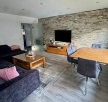 Familienfreundl. 4-Zimmer-Wohnung mit viel Licht in Sondelfingen - Reutlingen