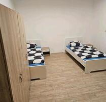 Dantes Zimmer - 15,00&nbsp;EUR Kaltmiete, ca.&nbsp; 160,00&nbsp;m&sup2; in Ludwigshafen am Rhein (PLZ: 67071) Ludwigshafen-Oggersheim