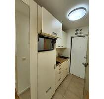 schöne sanierte vollmöblierte 1-Zi.Whg. mit EBK in Uninähe - München Maxvorstadt