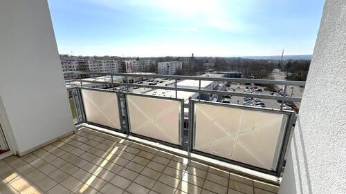 Foto - 2-Zi.-Dachgeschoss-Whg. mit Balkon, Lift , Stellplatz und FERNBLICK
