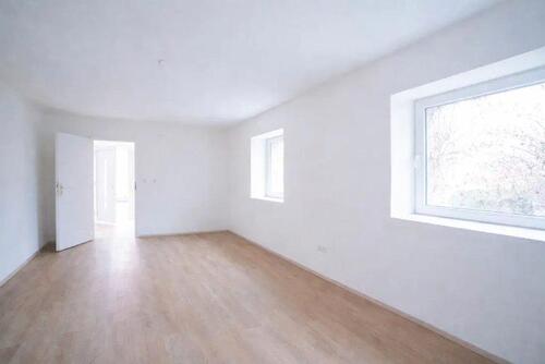 Foto - Helle und gemütliche 2-Zimmer-Wohnung zu vermieten [AA126.03]