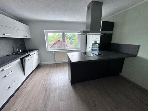 Foto - Schöne 70‑m²‑Mansarden-Wohnung in grüner Wohnlage im 2. OG