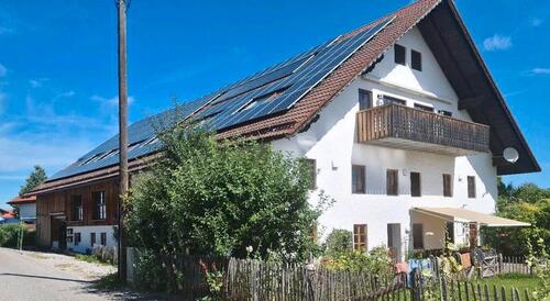 Foto - Traumwohnung im Grünen - 8 Zimmer, 3 Bäder, großer Garten, ...