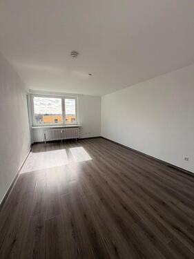 Foto - 2‑Zimmer‑Wohnung mit langem Balkon in Gera