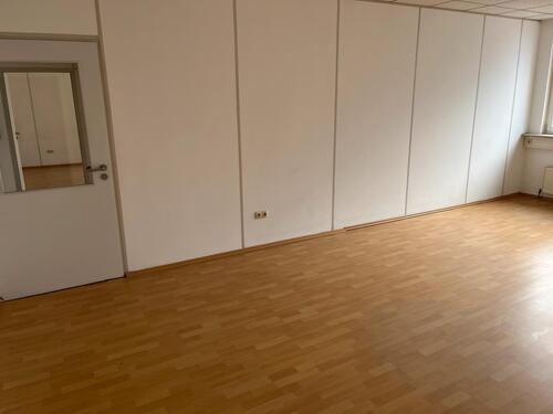 Foto - andere zur Miete in Flörsheim am Main