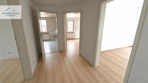 Foto - 2- Raum Wohnung mit Balkon. - 366,00&nbsp;EUR Kaltmiete, ca.&nbsp; 61,29&nbsp;m&sup2;