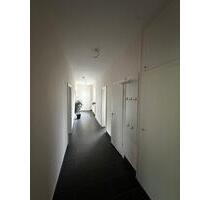 3-Zimmer-Wohnung im Herzen von Wuppertal-Barmen 3-Zimmer-Wohnung im Herzen von Wuppertal-Barmen