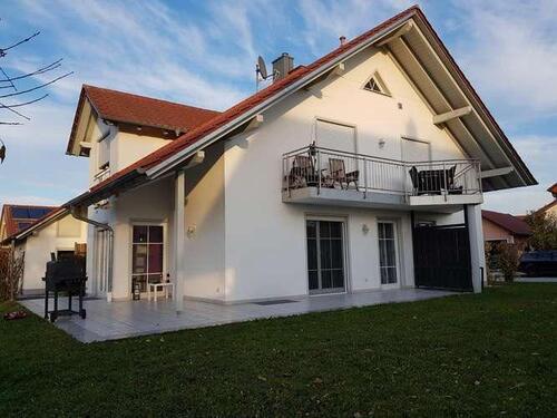 Foto - 4 Zimmer EG Wohnung mit Garten - 900,00&nbsp;EUR Kaltmiete, ca.&nbsp; 125,00&nbsp;m&sup2;