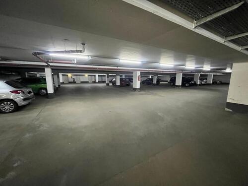 Foto - Sicher Parken - 58,00&nbsp;EUR Miete,