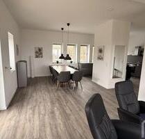 Penthouse der Extraklasse mit großzügiger Sonnenterrasse und Meerblick - vollmöbliert - Kiel Friedrichsort