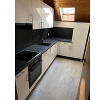 2 Zimmer Dachgeschosswohung - 1.800,00&nbsp;EUR Kaltmiete, ca.&nbsp; 120,00&nbsp;m&sup2; in Passau (PLZ: 94036) Auerbach