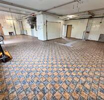 160 qm Lager mit Garage zu vermieten! Starkstrom Heizung Wasser - Loiching