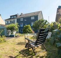 Helle Wohnung mit Gartenmitbenutzung nahe Schloss Wickrath - Mönchengladbach Süd