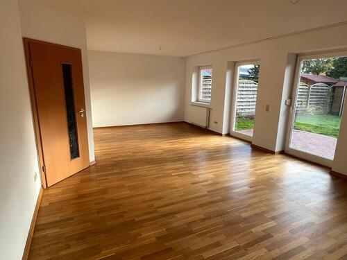 Foto - Doppelhaushälfte zu vermieten - 975,00&nbsp;EUR Kaltmiete, ca.&nbsp; 124,00&nbsp;m&sup2;