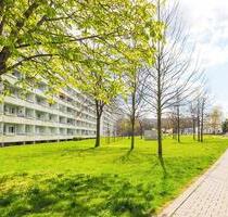 Eure Ruheoase mit Blick ins Grüne! - Wir renovieren, Sie müssen nur einziehen ! - Halle (Saale) Halle-Neustadt