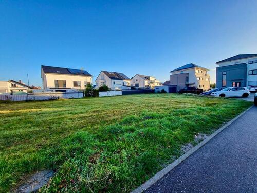 Foto - Baugrundstück mit 378 m² in Karlsdorf ohne Makler