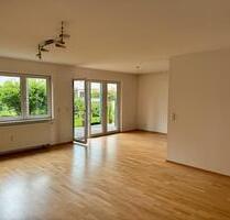 Helle, moderne 3,5 Zimmer Erdgeschosswohnung in ruhiger Wohnlage - Neckarsulm