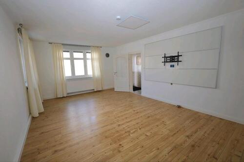 Foto - Frisch renovierte helle EG-Wohnung im Ortskern Neustadtgödens