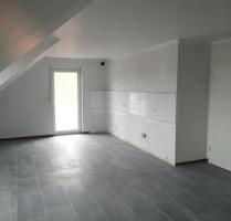 Moderne 3ZKBB Dachgeschoss Wohnung auf 2 Ebenen - Versmold