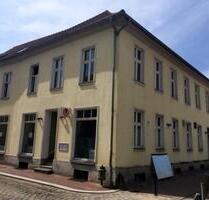 vollsanierte große 4-Raum-Wohnung ab Januar 2026 in 17087 Altentreptow zu vermieten vollsanierte große 4-Raum-Wohnung ab Januar 2026 in 17087 Altentreptow zu vermieten