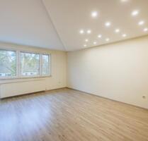 Helle 3-Zimmer-Wohnung im 3.OG mit Balkon in Bielefeld-Sennestadt