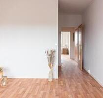 2-Raum-Wohnung mit Badewanne - 197,00&nbsp;EUR Kaltmiete, ca.&nbsp; 39,32&nbsp;m&sup2; in Chemnitz (PLZ: 09120) Helbersdorf