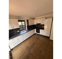 Großzügige 4 Zimmerwohnung - 2.000,00&nbsp;EUR Kaltmiete, ca.&nbsp; 125,00&nbsp;m&sup2; in Vilshofen an der Donau (PLZ: 94474)