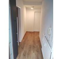 Einziehen & Wohlfühlen: Schöne, helle 2-ZKB-Wohnung mit EBK und Terrasse in Leimens bester Lage