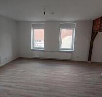 Helle 82qm 2,5 Zimmer Wohnung zu vermieten, kernsaniert - Barntrup
