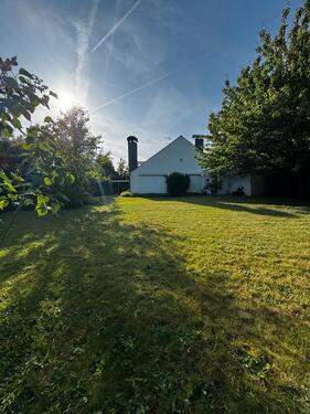 Foto - Großzügiger Bungalow mit seltenem Traumgrundstück (1.186 m²)