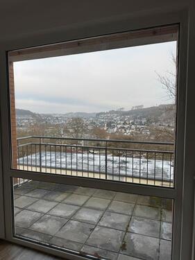 Foto - Renovierte 4-Zimmer-Wohnung mit Balkon und Stadtblick ab sofort
