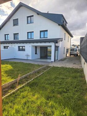 Foto - Moderne Doppelhaushälfte im Lindik Walldürn