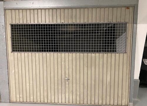 Foto - Geteilter Motorrad Stellplatz in abgeschlossener Tiefgarage