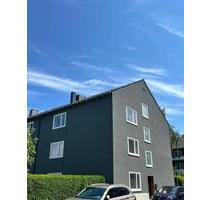 zentrumsnahe, renovierte 1,5 Zimmer mit Einbauküche - Remscheid