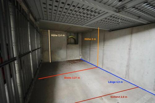 Foto - Garage mit Tor + Stromanschluss beim Milaneo