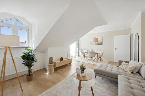 Foto - 2 Zimmer Dachgeschoßwohnung zur Miete in Stuttgart